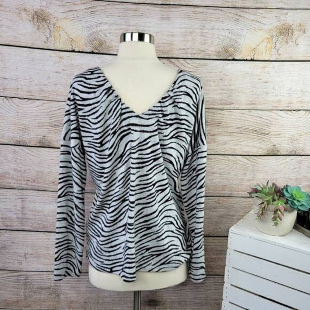 Anthropologie Maeve Taylor Zebra-Striped Pullover Size‎ Medium